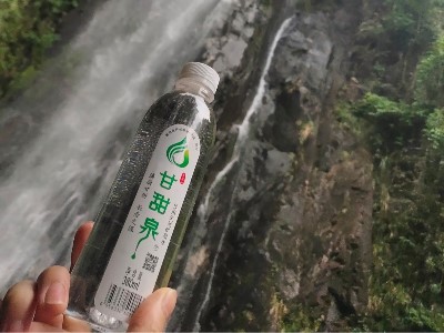 甘甜泉：不要小看喝水，它比什么药都强！