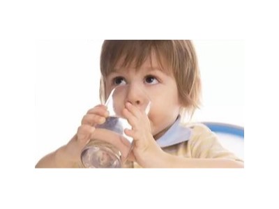 宝宝喝水常见误区，你中了几个？ | 育儿知识